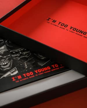 COLLECTOR'S EDITION: I’M TOO YOUNG TO DIE: THE ULTIMATE GUIDE TO FIRST-PERSON SHOOTERS 1992–2002 (Versandkostenfrei*)